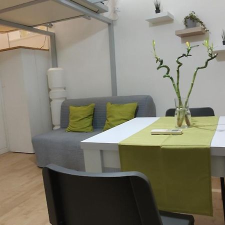 Nice Studio In Trastevere Rome Bagian luar foto