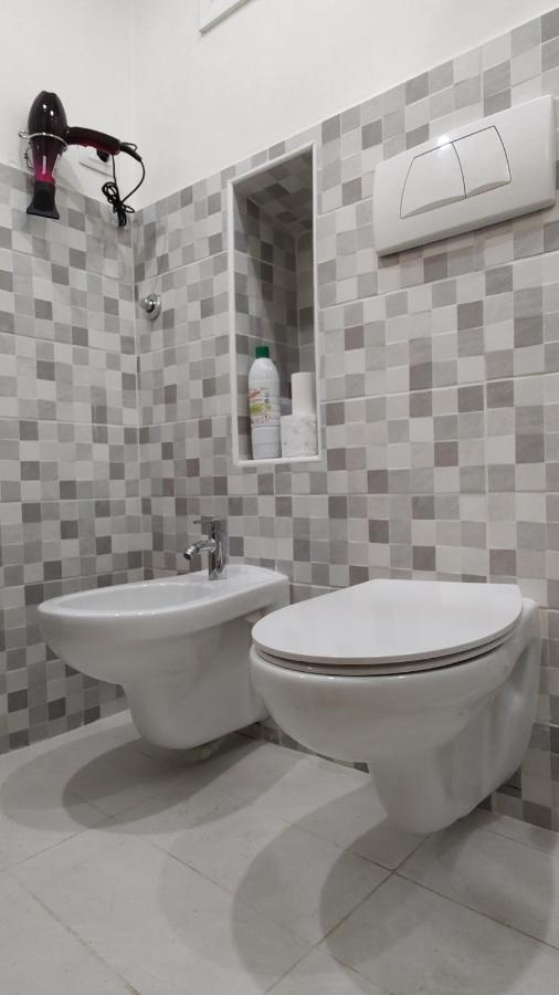 Nice Studio In Trastevere Rome Bagian luar foto