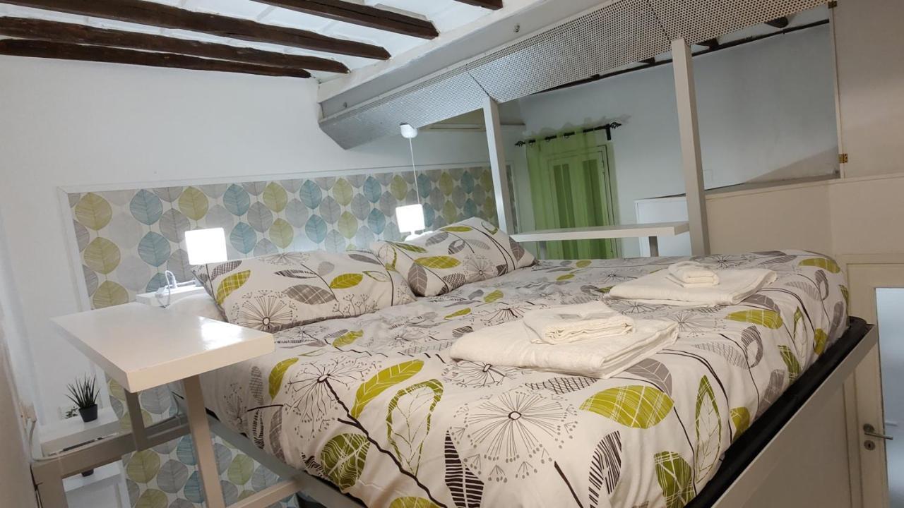 Nice Studio In Trastevere Rome Bagian luar foto